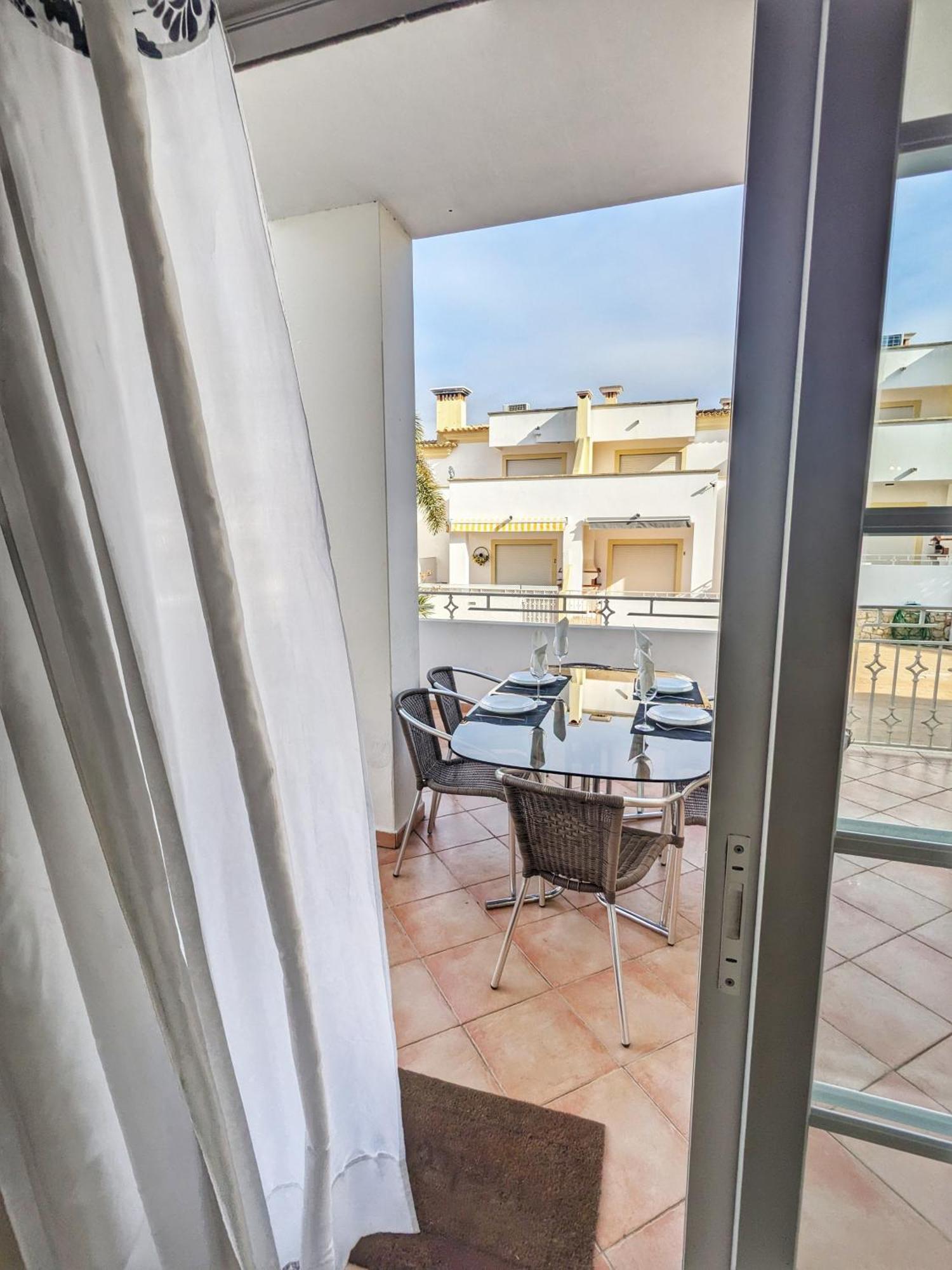 Farm Village- Townhouse 2 Mins From Old Town Albufeira Exterior photo